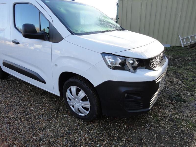 PEUGEOT PARTNER 1.5 BlueHDi 1000 Professional L1 H1 2019
