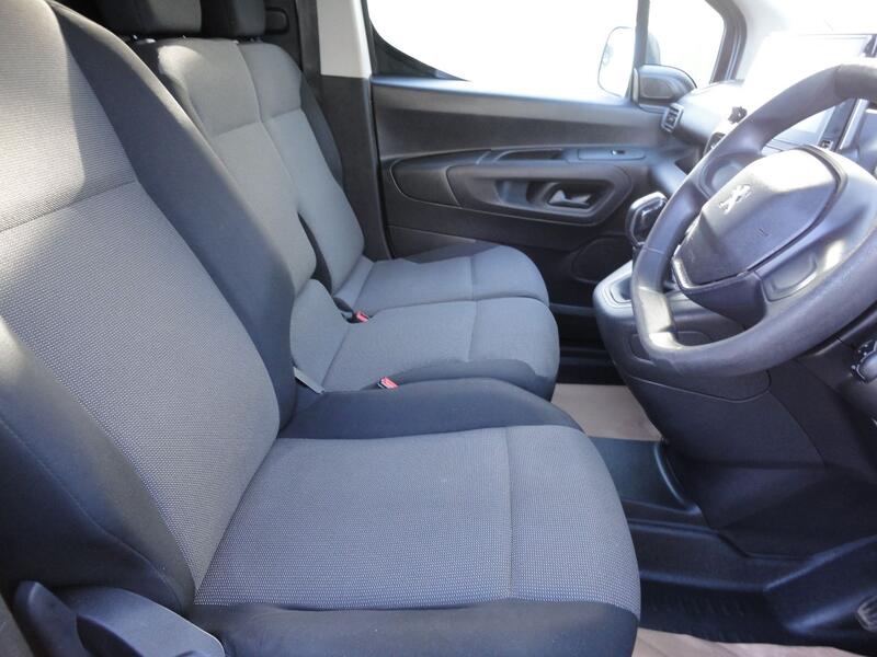 PEUGEOT PARTNER 1.5 BlueHDi 1000 Professional L1 H1 2019