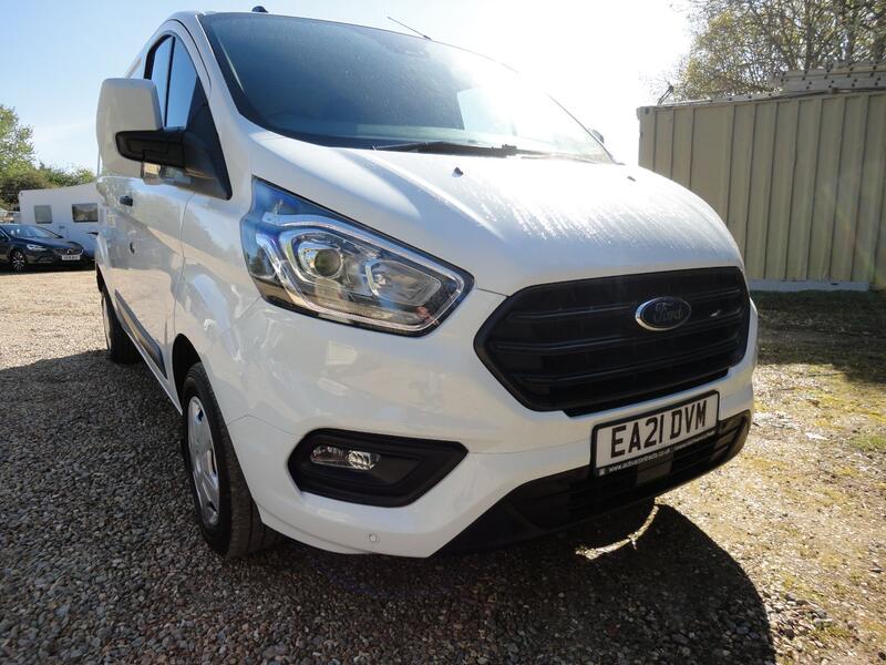 FORD TRANSIT CUSTOM 2.0 Transit Custom Trend Van 300 L2 2.0L EcoBlue 105PS FWD 6 Speed Manual 2021