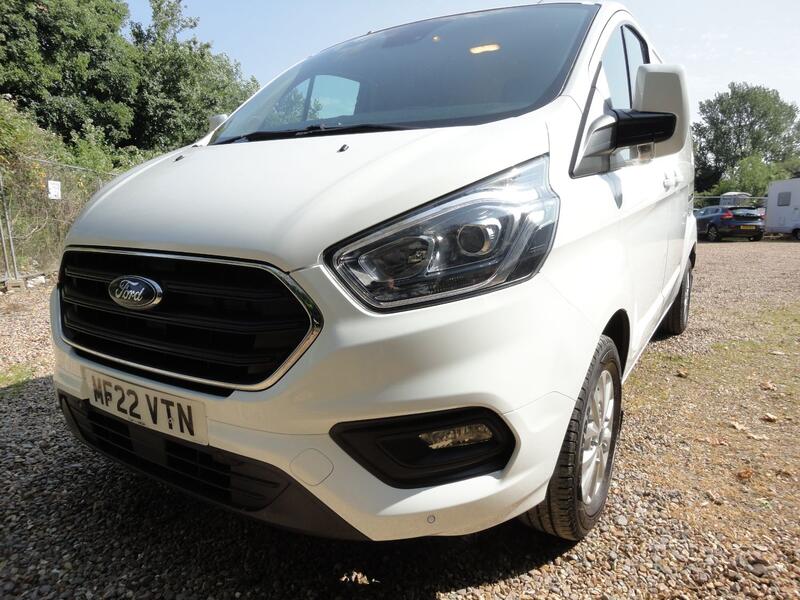 FORD TRANSIT CUSTOM 2.0 Transit Custom Limited Van 300 L2 2.0L EcoBlue 130PS FWD 6 Speed Manual 2022