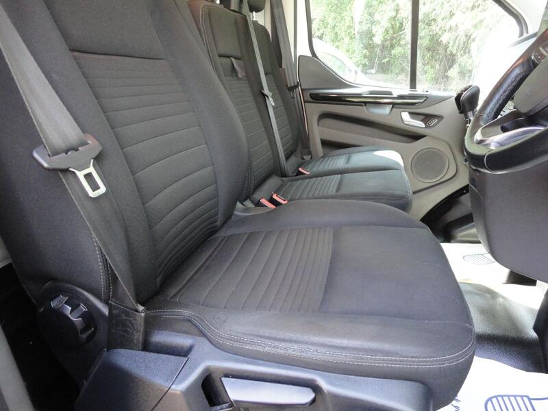 FORD TRANSIT CUSTOM 2.0 Transit Custom Limited Van 300 L2 2.0L EcoBlue 130PS FWD 6 Speed Manual 2022